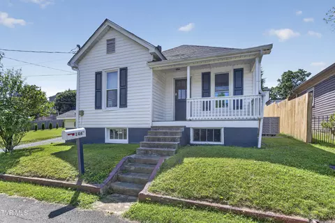 146 Cades Alley Bristol Va 24201, Bristol, VA 24201