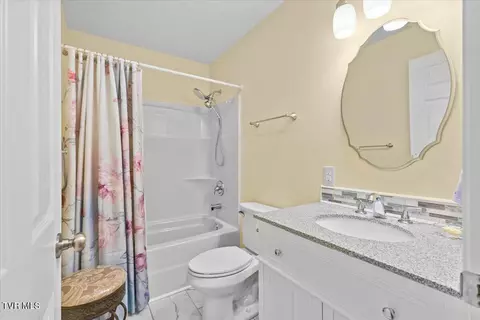 Bath - 194 E Ridges Drive Chuckey Tn 37641, Chuckey, TN 37641 photo 2 of 2