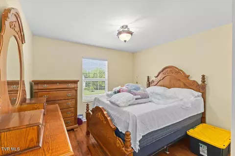 Bedroom - 194 E Ridges Drive Chuckey Tn 37641, Chuckey, TN 37641 photo 3 of 3