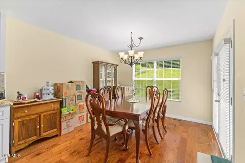 Dining - 194 E Ridges Drive Chuckey Tn 37641, Chuckey, TN 37641 photo 1 of 1