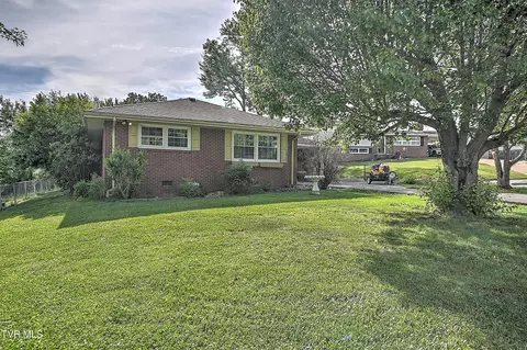 2008 Brookwood Road Kingsport Tn 37664, Kingsport, TN 37664