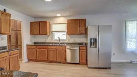 Kitchen - 411 Culver Road Limestone Tn 37681, Limestone, TN 37681 photo 3 of 5