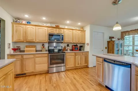 Kitchen - 490 Cockatiel Road Limestone Tn 37681, Limestone, TN 37681 photo 3 of 4