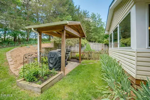 Exterior - 490 Cockatiel Road Limestone Tn 37681, Limestone, TN 37681 photo 15 of 27