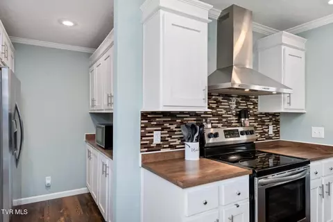 Kitchen - 490 Roaming Drive Chuckey Tn 37641, Chuckey, TN 37641 photo 4 of 4