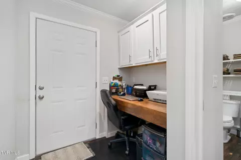 Entry Way - 490 Roaming Drive Chuckey Tn 37641, Chuckey, TN 37641 photo 3 of 3