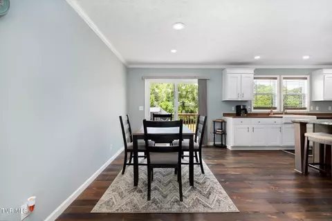 Dining - 490 Roaming Drive Chuckey Tn 37641, Chuckey, TN 37641 photo 1 of 2
