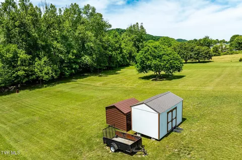 Exterior - 490 Roaming Drive Chuckey Tn 37641, Chuckey, TN 37641 photo 6 of 27
