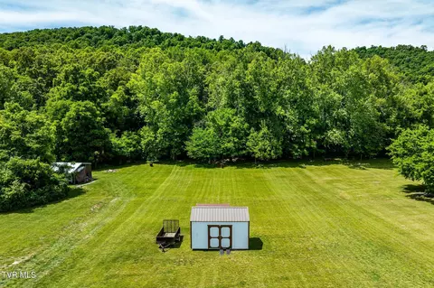 Exterior - 490 Roaming Drive Chuckey Tn 37641, Chuckey, TN 37641 photo 3 of 27