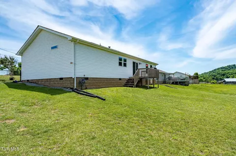 Exterior - 490 Roaming Drive Chuckey Tn 37641, Chuckey, TN 37641 photo 16 of 27