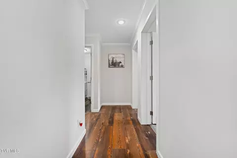 Entry Way - 490 Roaming Drive Chuckey Tn 37641, Chuckey, TN 37641 photo 2 of 3