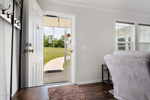 Entry Way - 490 Roaming Drive Chuckey Tn 37641, Chuckey, TN 37641 photo 1 of 3
