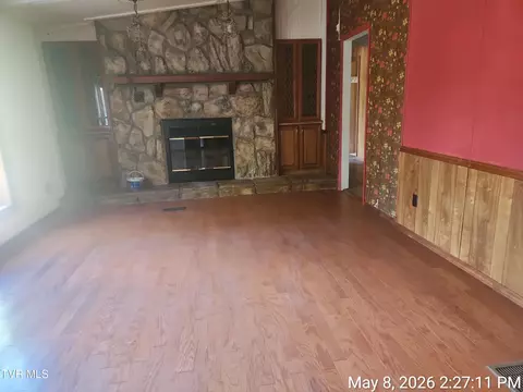Living - 7523 Dc Caney Ridge Road Coeburn Va 24230, Coeburn, VA 24230 photo 1 of 4