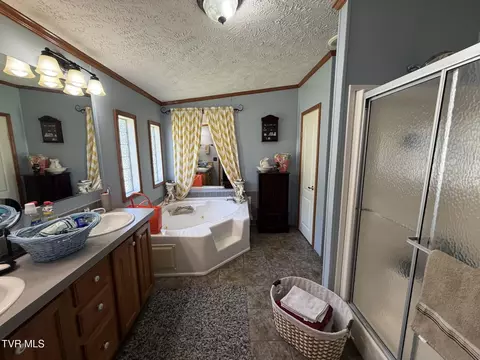 Bath - 9088 Robinette Circle Wise Va 24293, Wise, VA 24293 photo 1 of 7