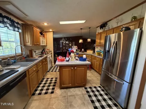 Kitchen - 9088 Robinette Circle Wise Va 24293, Wise, VA 24293 photo 1 of 3
