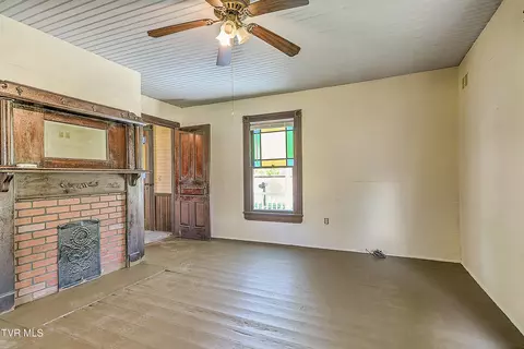 Living - 35 Sipes Lane Mohawk Tn 37810, Mohawk, TN 37810 photo 5 of 5