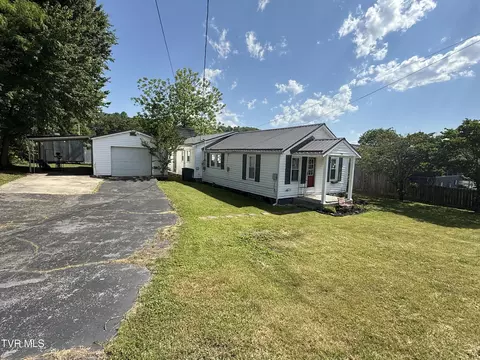 708 W D Street Elizabethton Tn 37643, Elizabethton, TN 37643