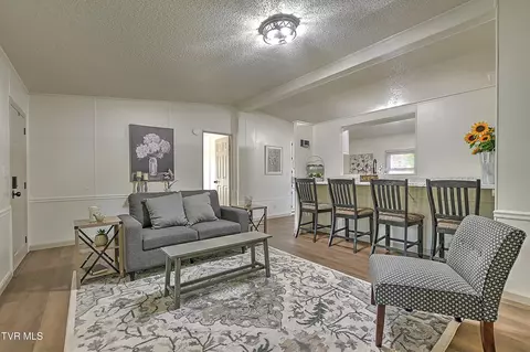 Living - 1145 Old Baxter Road Fall Branch Tn 37656, Fall Branch, TN 37656 photo 4 of 5