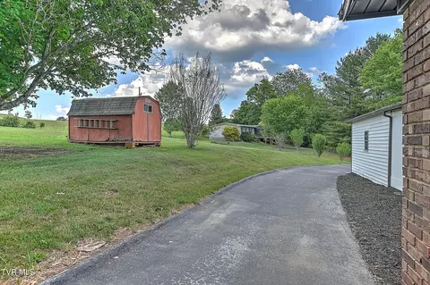 Exterior - 1145 Old Baxter Road Fall Branch Tn 37656, Fall Branch, TN 37656 photo 9 of 10
