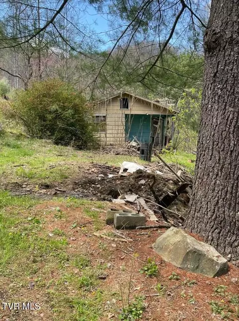 174 Earnhart Drive Clintwood Va 24228, Clintwood, VA 24228