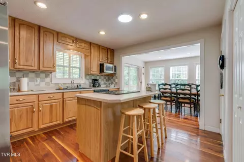 Kitchen - 123 Mashburn Lane Erwin Tn 37650, Erwin, TN 37650 photo 1 of 4