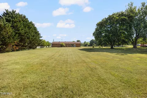 Exterior - 320 Mountain View Street Erwin Tn 37650, Erwin, TN 37650 photo 11 of 12