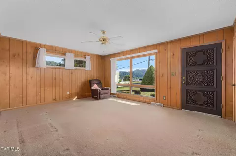 Living - 320 Mountain View Street Erwin Tn 37650, Erwin, TN 37650 photo 2 of 3