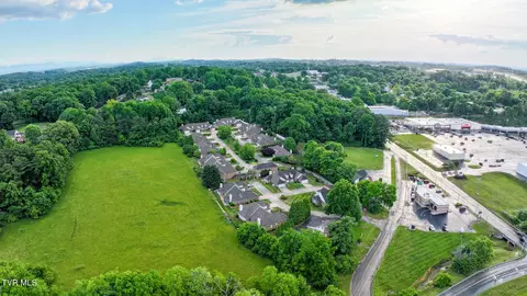 View/Area - 1842 Cottage Drive 17 Greeneville Tn 37745, Greeneville, TN 37745 photo 2 of 6