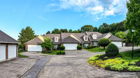 Exterior - 1842 Cottage Drive 17 Greeneville Tn 37745, Greeneville, TN 37745 photo 10 of 10