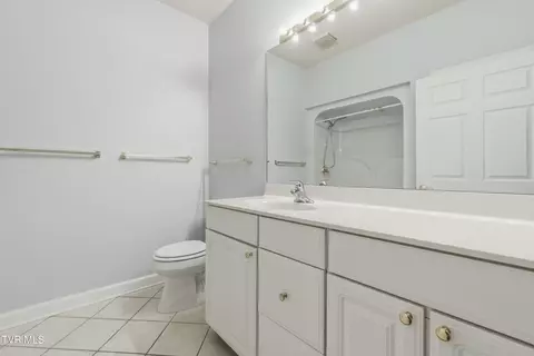 Bath - 1842 Cottage Drive 17 Greeneville Tn 37745, Greeneville, TN 37745 photo 7 of 7