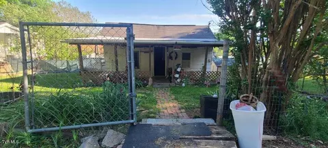 1721 Charles Street Kingsport Tn 37660, Kingsport, TN 37660