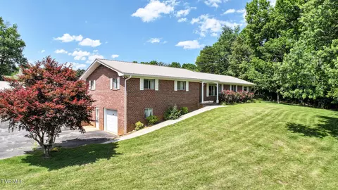 595 E Allens Bridge Road Greeneville Tn 37743, Greeneville, TN 37743