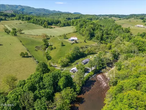 21570 Alvarado Road Abingdon Va 24211, Abingdon, VA 24211