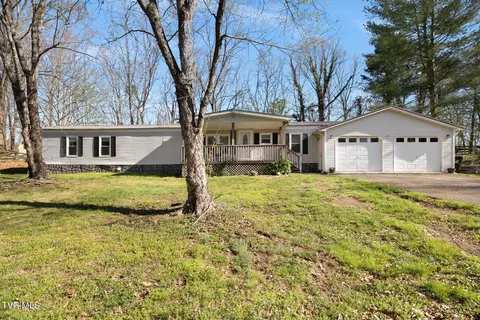 717 White Top Road Bluff City Tn 37618, Bluff City, TN 37618
