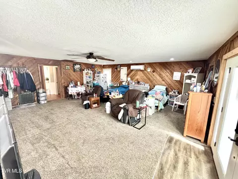 Living - 4946 Pole Bridge Road Wise Va 24293, Wise, VA 24293 photo 2 of 8
