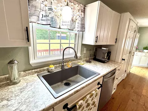 Kitchen - 4946 Pole Bridge Road Wise Va 24293, Wise, VA 24293 photo 15 of 15