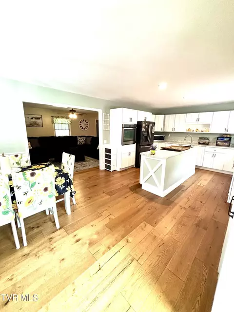 Kitchen - 4946 Pole Bridge Road Wise Va 24293, Wise, VA 24293 photo 2 of 15