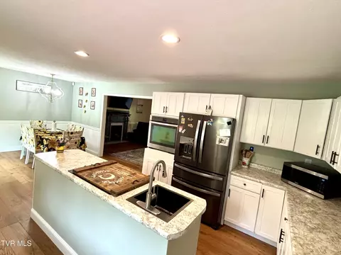 Kitchen - 4946 Pole Bridge Road Wise Va 24293, Wise, VA 24293 photo 11 of 15