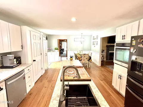 Kitchen - 4946 Pole Bridge Road Wise Va 24293, Wise, VA 24293 photo 9 of 15