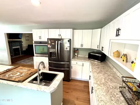 Kitchen - 4946 Pole Bridge Road Wise Va 24293, Wise, VA 24293 photo 10 of 15