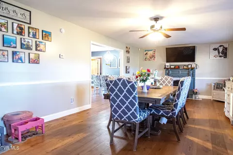 Dining - 4946 Pole Bridge Road Wise Va 24293, Wise, VA 24293 photo 5 of 5
