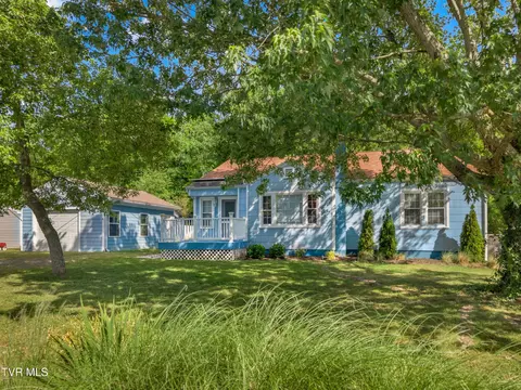 Exterior - 427 Juniper Street Greeneville Tn 37745, Greeneville, TN 37745 photo 2 of 11
