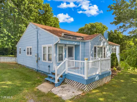 Exterior - 427 Juniper Street Greeneville Tn 37745, Greeneville, TN 37745 photo 3 of 11
