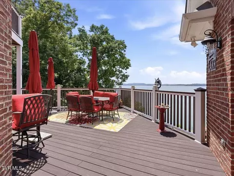 Exterior - 1881 Pointe Drive Talbott Tn 37877, Talbott, TN 37877 photo 4 of 17