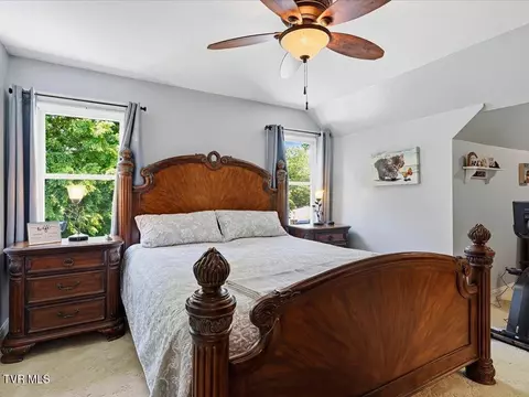 Bedroom - 1881 Pointe Drive Talbott Tn 37877, Talbott, TN 37877 photo 6 of 10