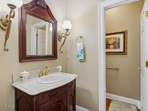 Bath - 1881 Pointe Drive Talbott Tn 37877, Talbott, TN 37877 photo 1 of 8