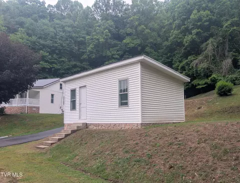 Exterior - 9912 Sandlick Road Bee Va 24217, Bee, VA 24217 photo 7 of 9