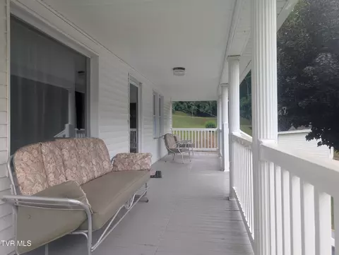 Exterior - 9912 Sandlick Road Bee Va 24217, Bee, VA 24217 photo 4 of 9