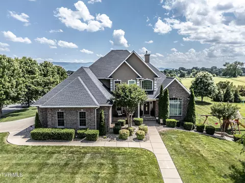 201 W Hawthorne Court Greeneville Tn 37745, Greeneville, TN 37745