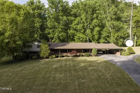 128 Lum Mcintosh Road Erwin Tn 37650, Erwin, TN 37650